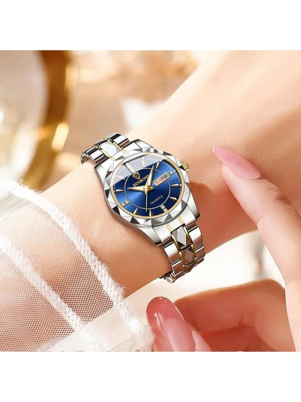Luminous Waterproof Couple Watches Set for Him & Her - Gold & Silver Quartz